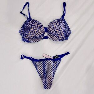 Victoria’s Secret Bombshell set in lace